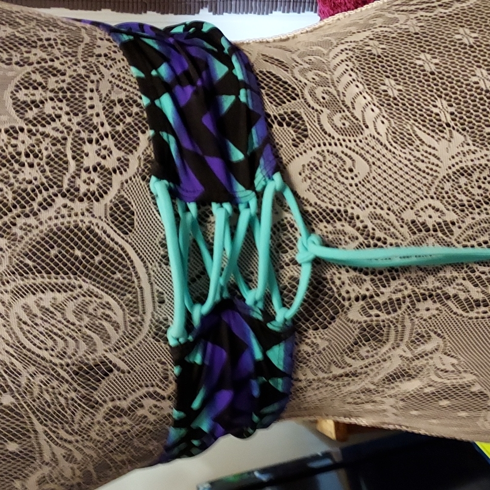 Joe Boxer- Bikini Top-size L. - Picture 3 of 5